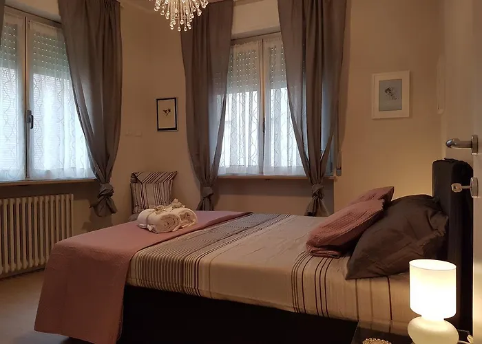 Centre House Apartment *