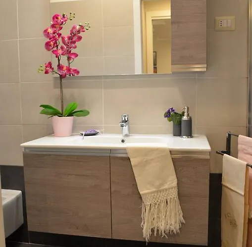 Centre House * Parma