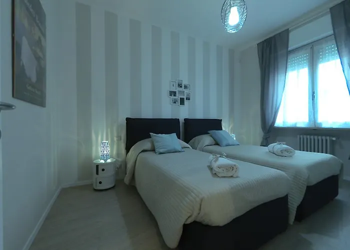 Centre House * Parma